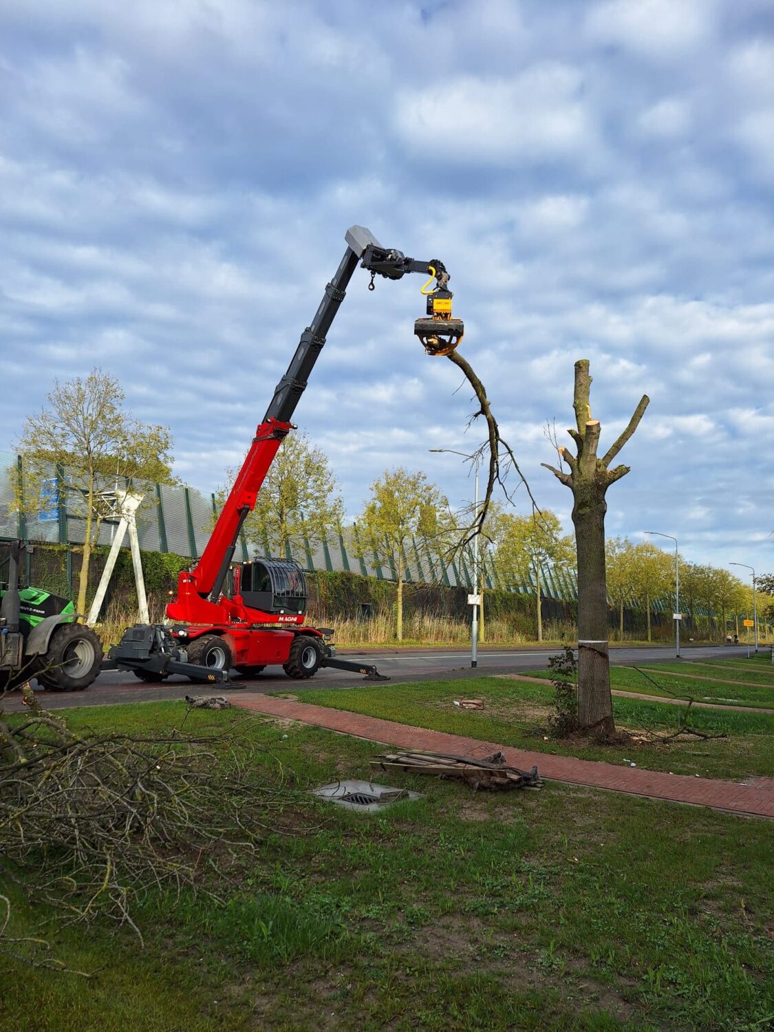 WhatsApp Image 2025-10-22 at 19.14.47 (1)