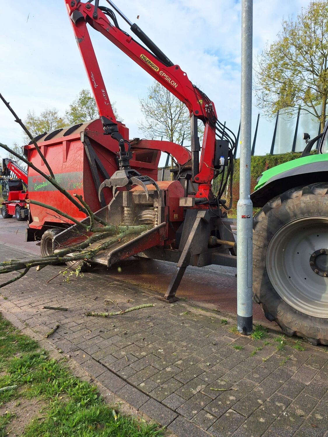 WhatsApp Image 2025-10-22 at 19.14.47 (3)