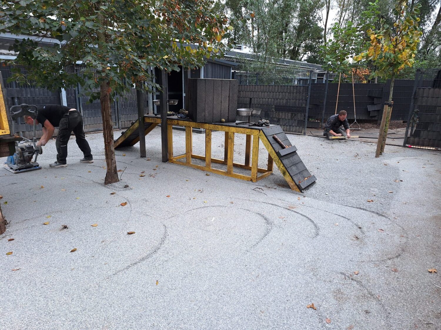 Aanleg honden kunstgras Louterbloemen (5)